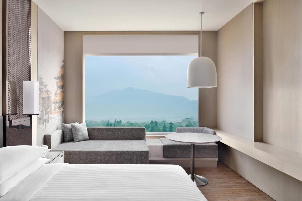 Kathmandu Marriott Hotel Экстерьер фото