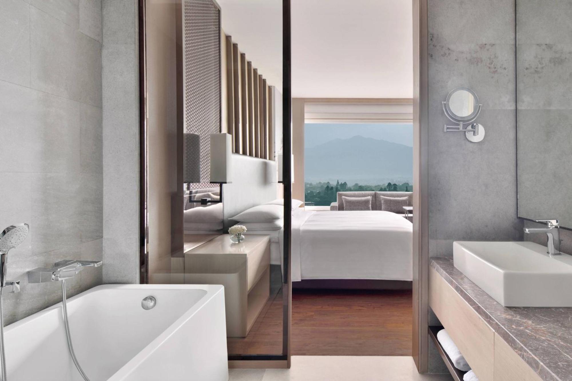 Kathmandu Marriott Hotel Экстерьер фото