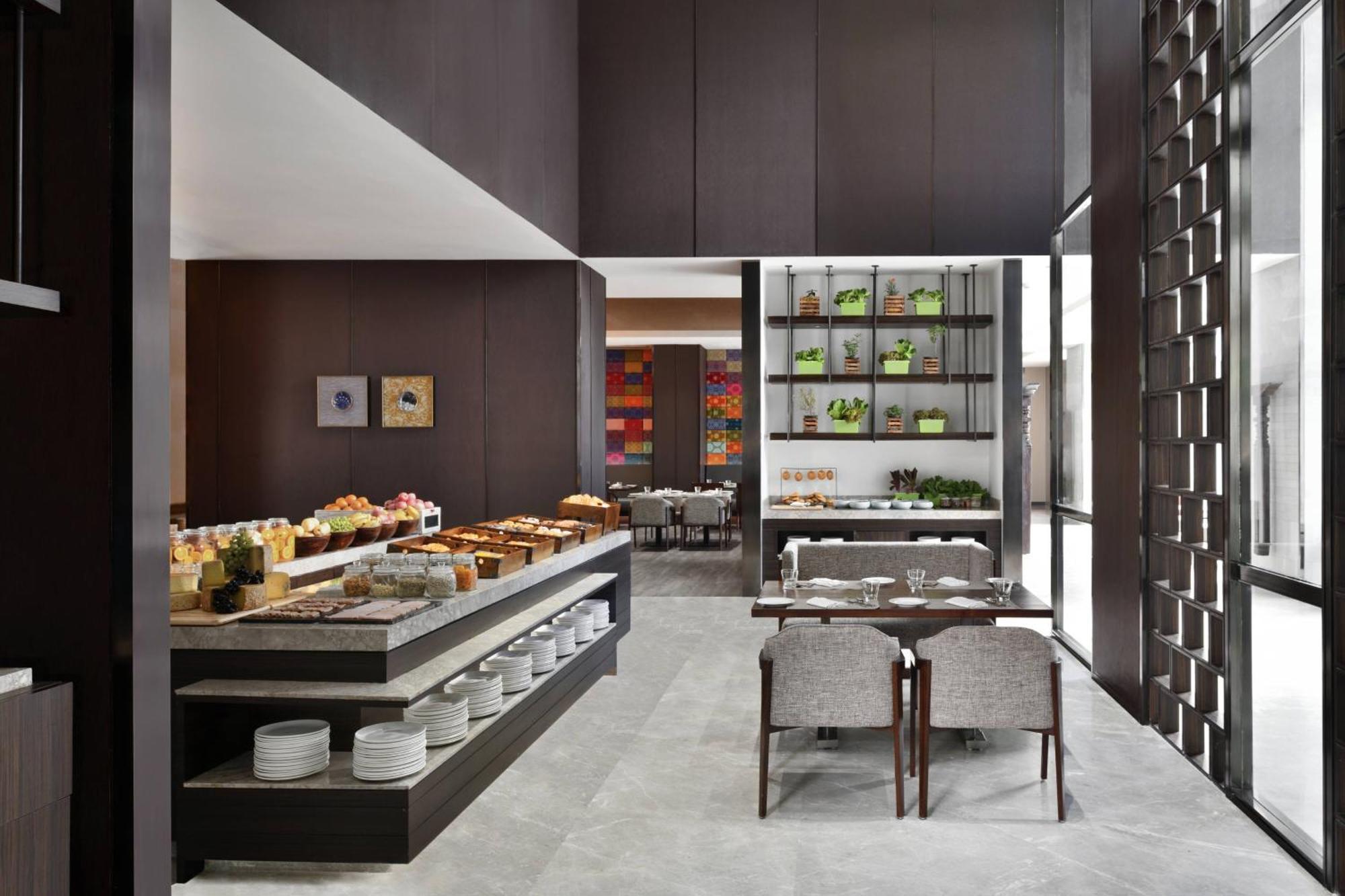 Kathmandu Marriott Hotel Экстерьер фото
